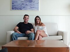 Cornea bruna si masturba in webcam porno da scaricare